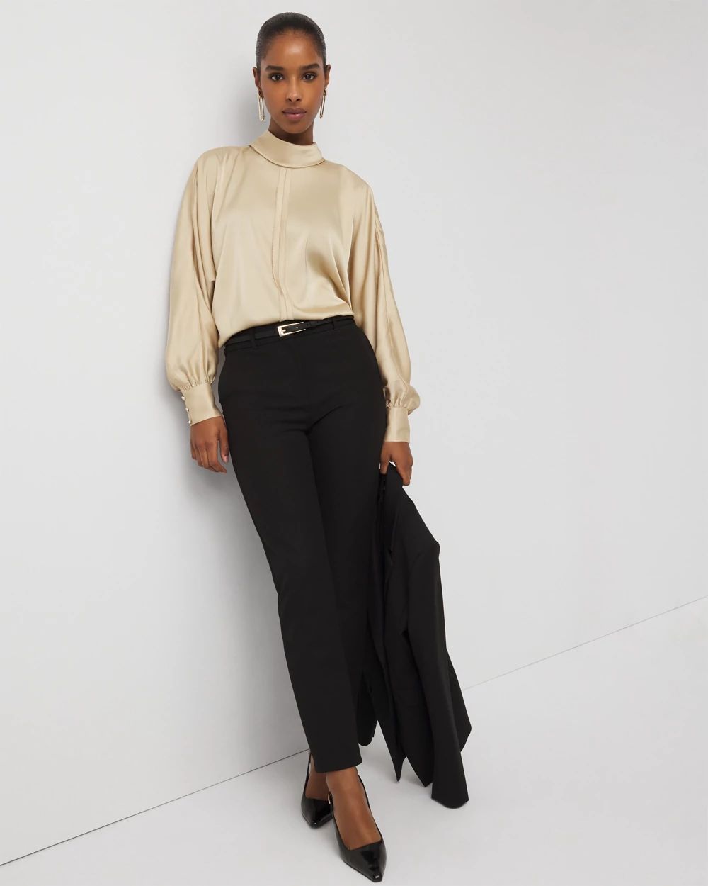 トップス Ameri SQUARE COLLAR BACK SATIN BLOUSE Ameri（アメリ）の「SQUARE COLLAR BACK SATIN BLOUSE（シャツ